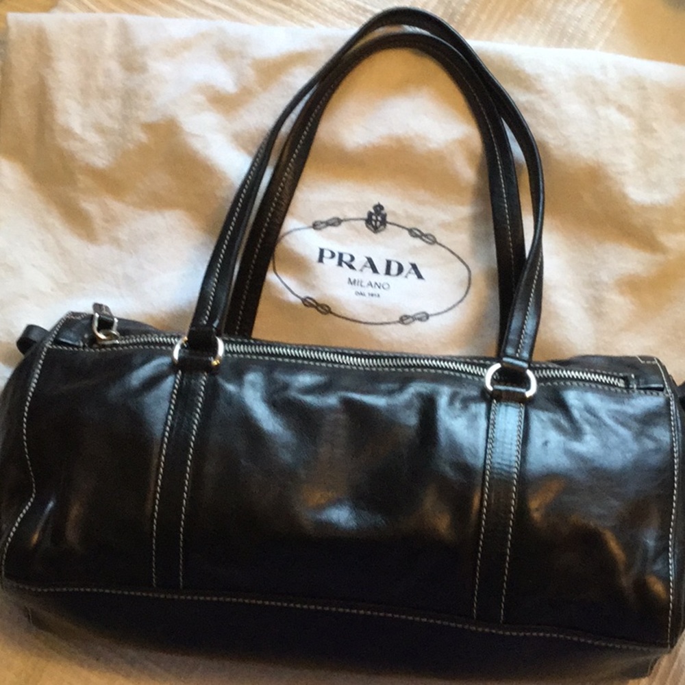 Prada bag - Picture 4 of 11